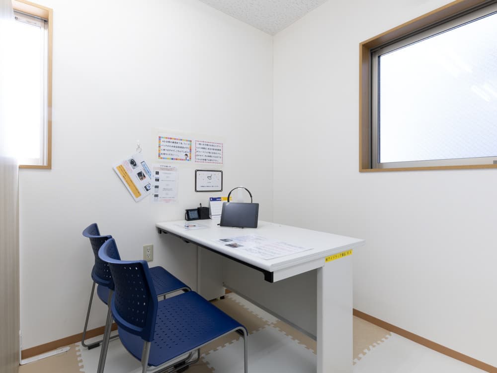 施設のご紹介｜学習室（個室）